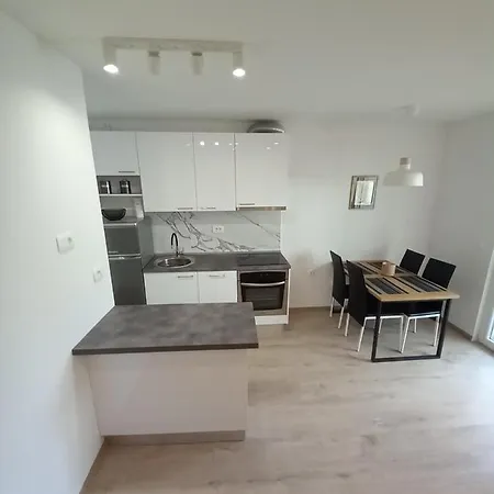 By The Mall * Сплит